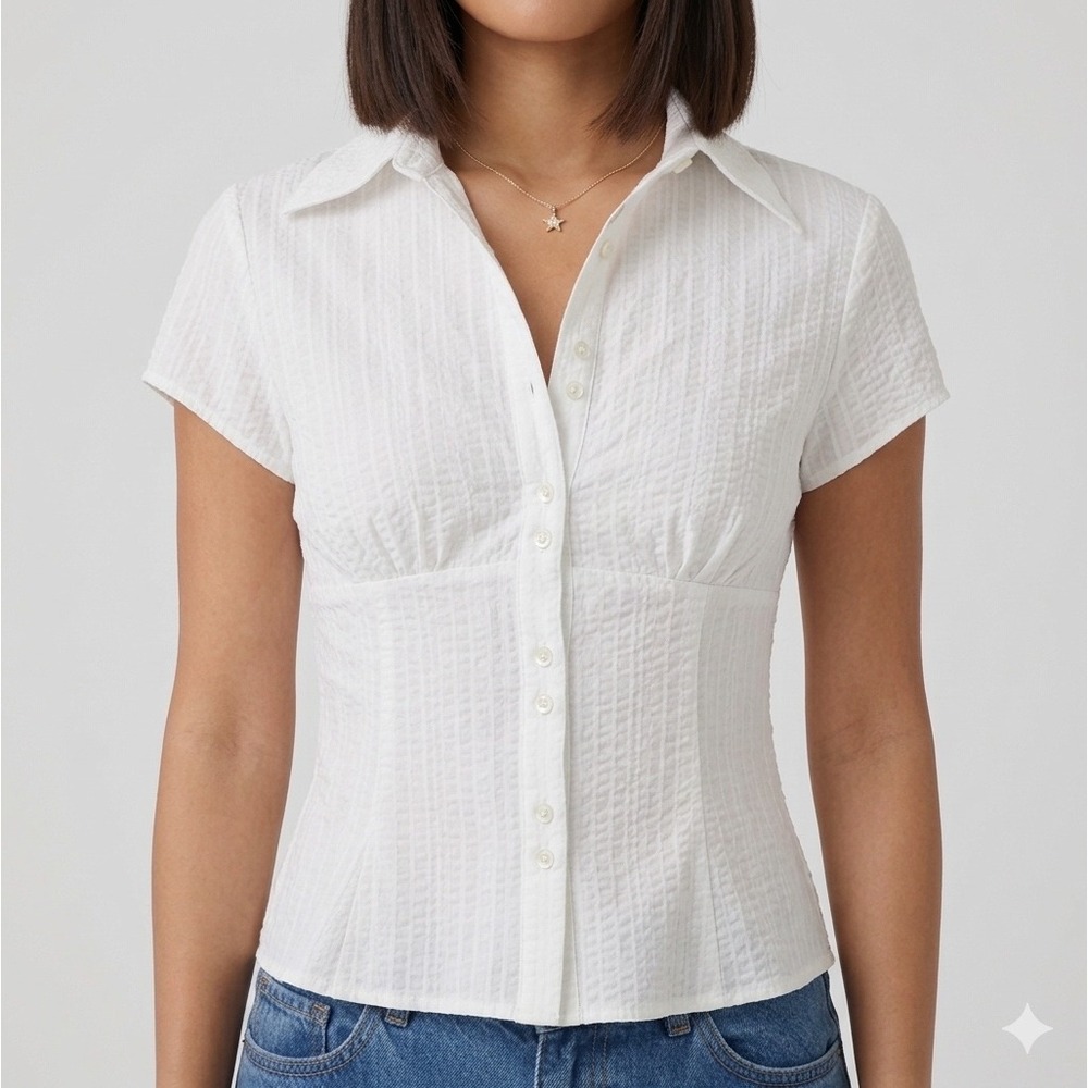 Princess Polly White Textured Short Sleeve Button Up Top US 6 Seersucker Blouse